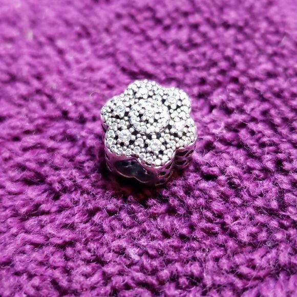 Authentic Pandora Sparkling Clear CZ 925 Sterling Silver Flower Charm EUC - Picture 4 of 4